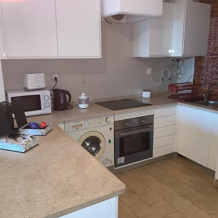 Studio Apartment *